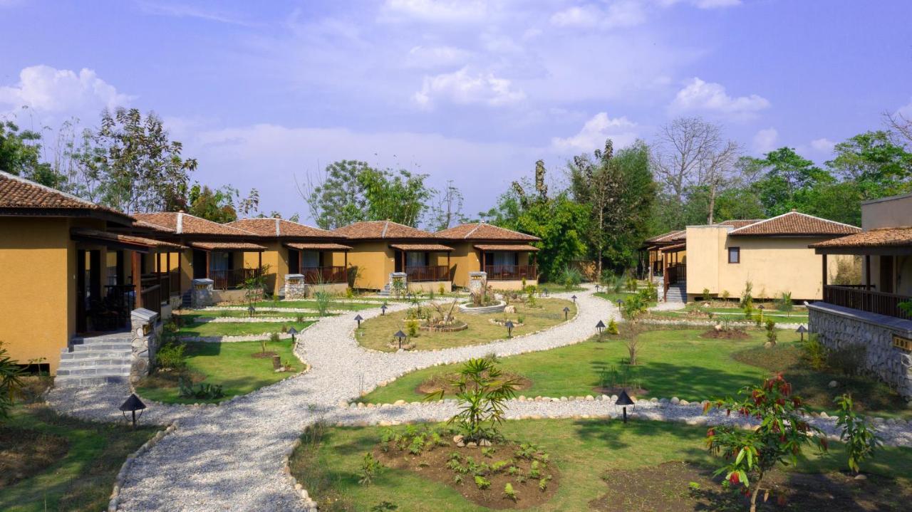 Jungle Villa Resort - Near Chitwan National Park Экстерьер фото