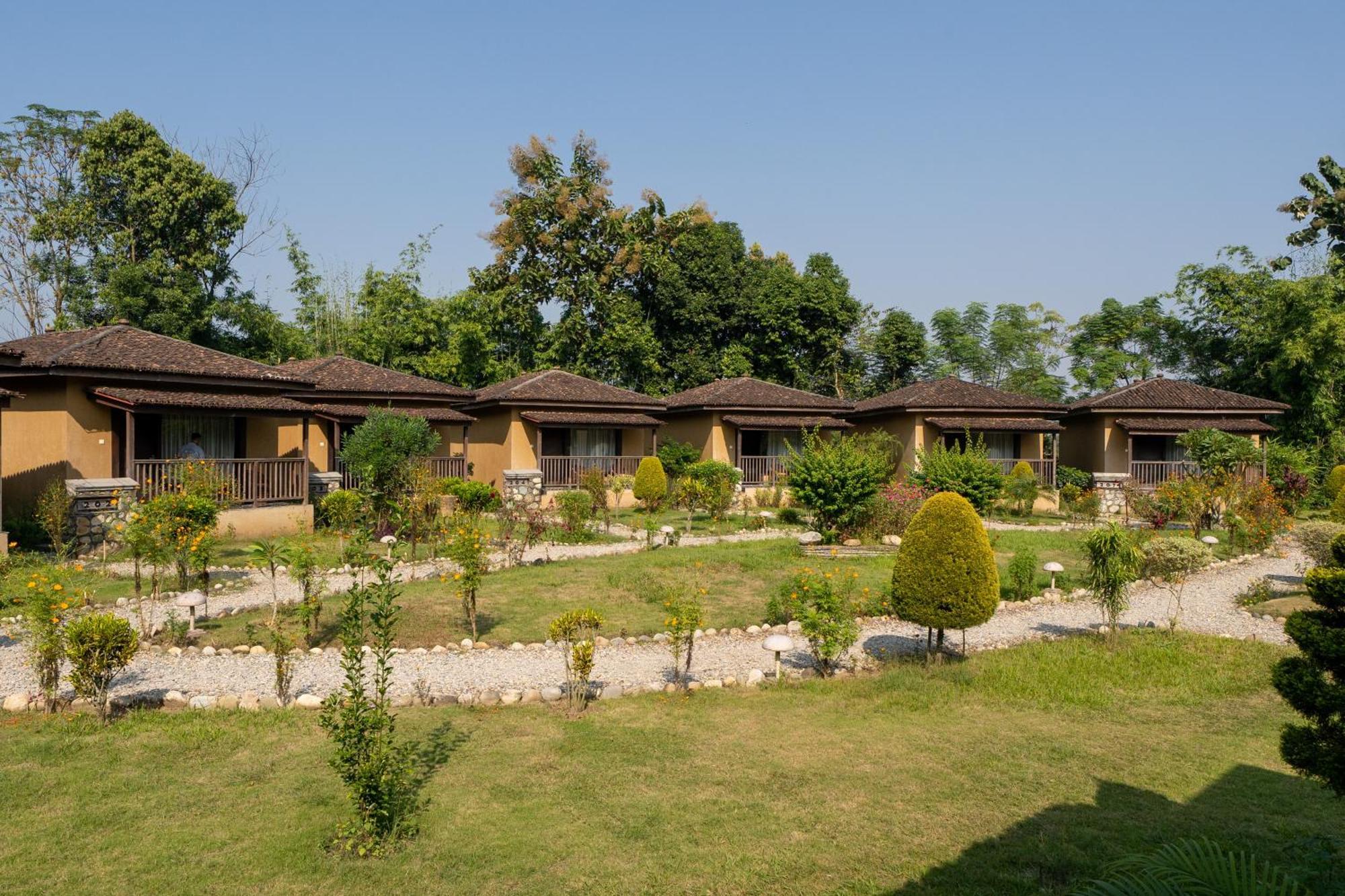 Jungle Villa Resort - Near Chitwan National Park Экстерьер фото